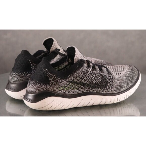 Nike Free Run Flyknit Women's Running Shoes Size 9 Oreo Black Gray 942839-101 - Picture 8 of 11